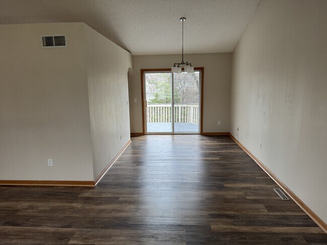 Building Photo - 7191 Joplin Ave S