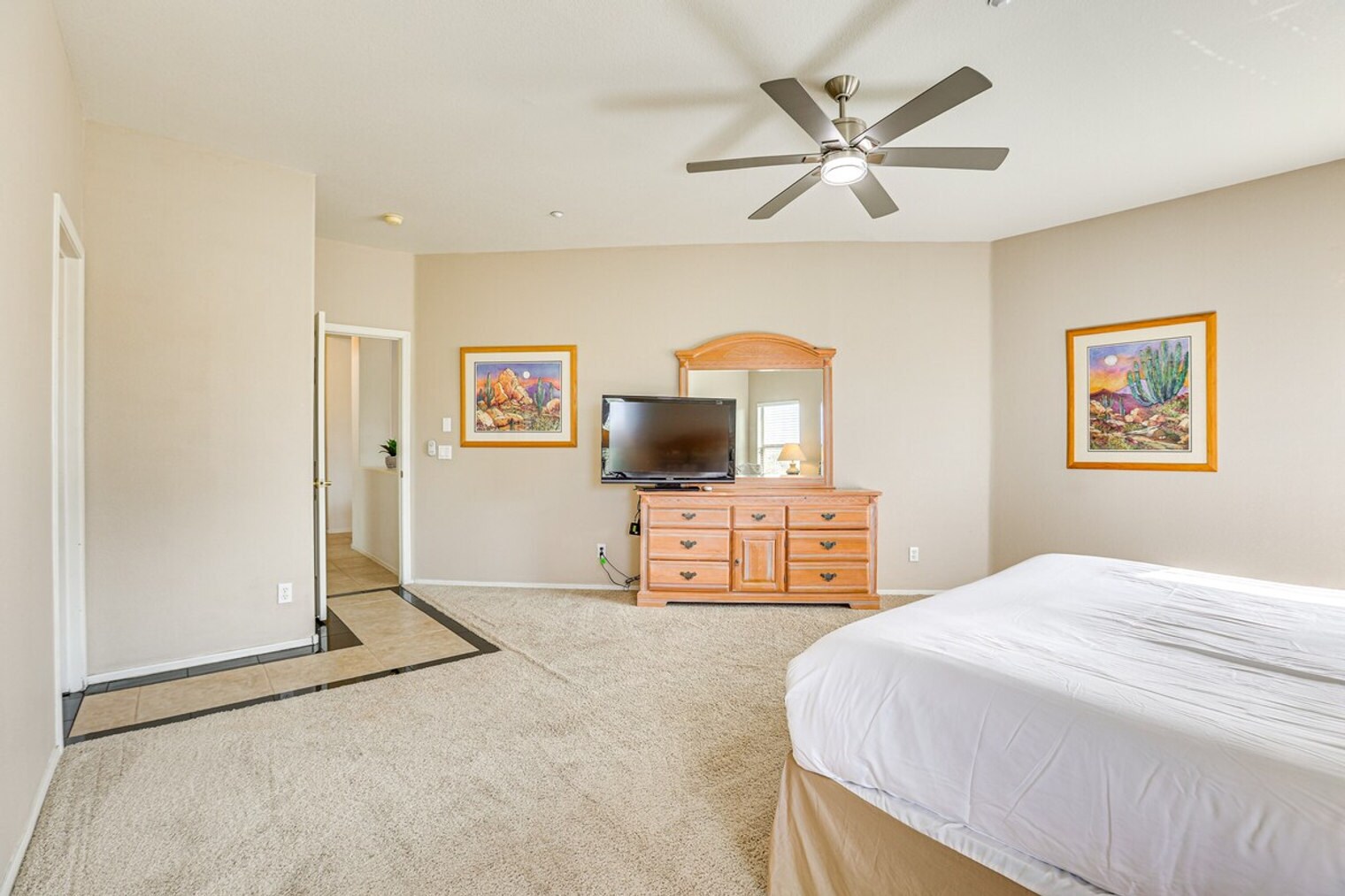 Building Photo - 9443 E Whitewing Dr