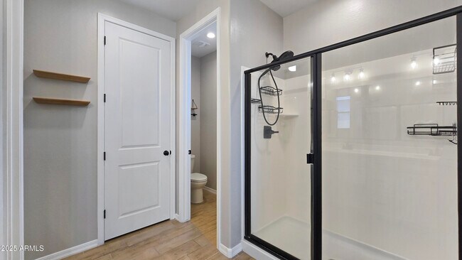 Building Photo - 18418 W Sunbelt Dr