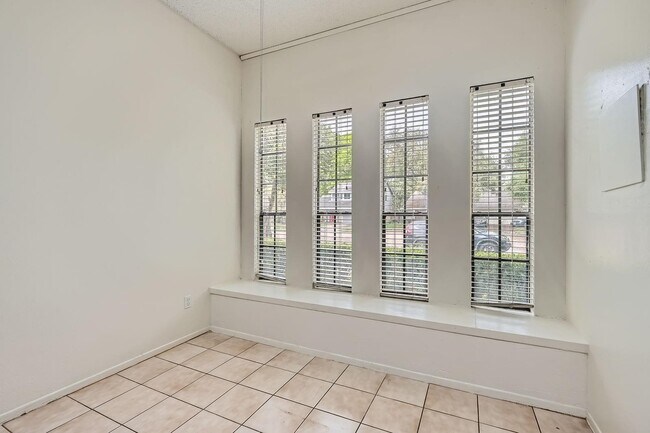 Building Photo - 3418 Cannon Pass Ct