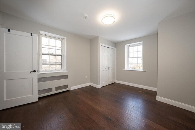 Building Photo - 625 Chelten Hills Dr