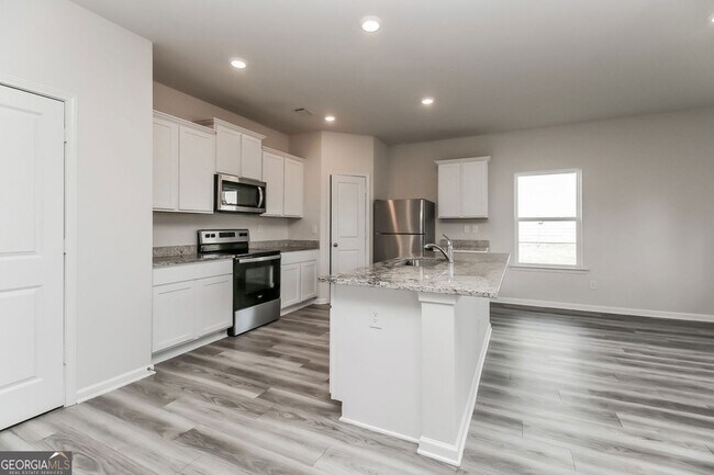 Building Photo - 160 Avondale Blvd SE