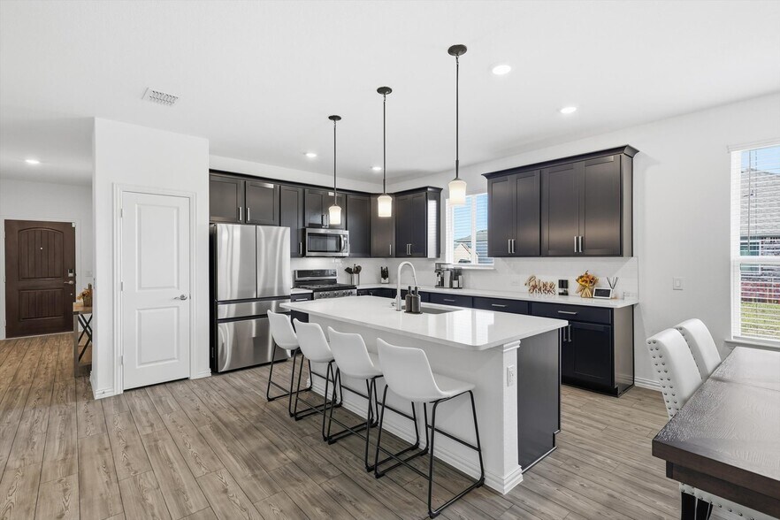 Building Photo - 1008 Elijah Dr