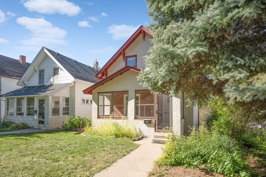 Building Photo - 2628 Ulysses St NE