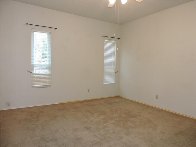 Building Photo - 12609 Deer Falls Dr
