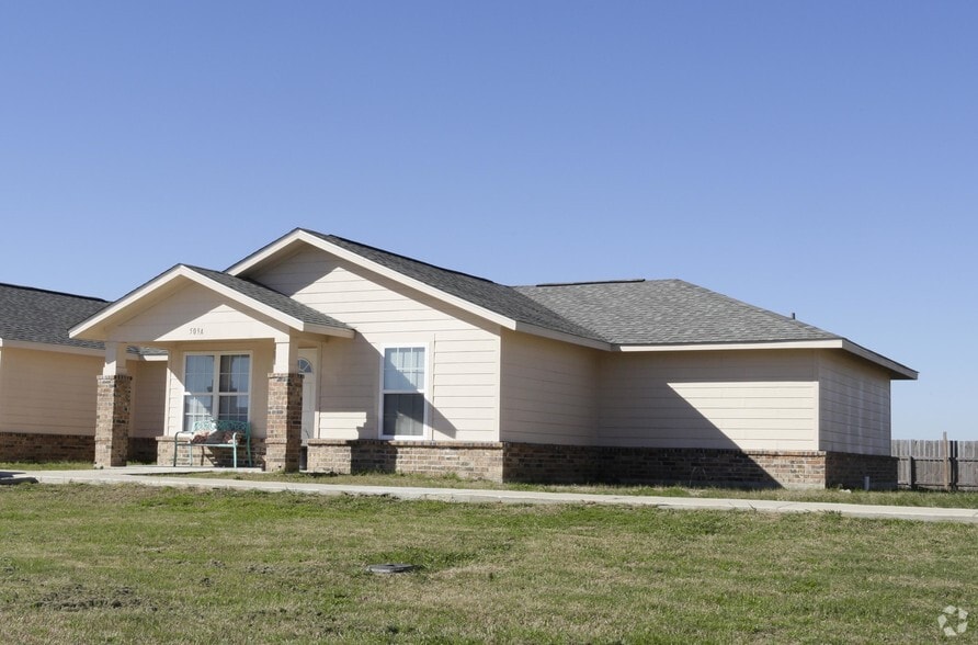 Primary Photo - Cyrus Homes= Income Restricted