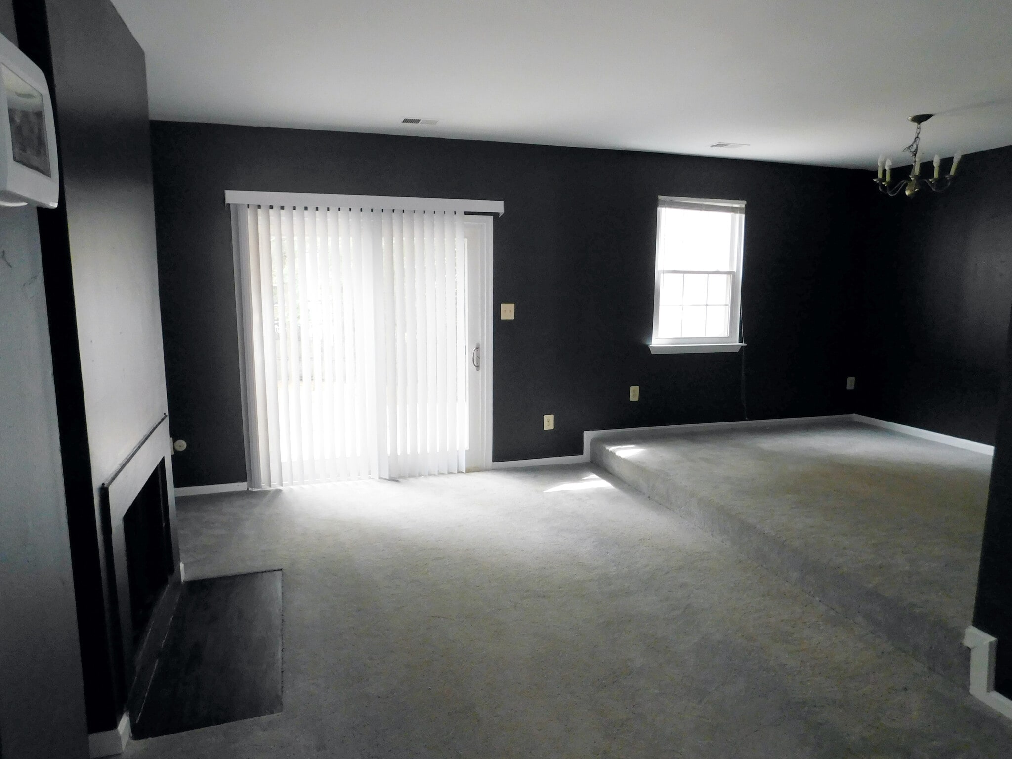 living room area - 3329 Ryon Ct