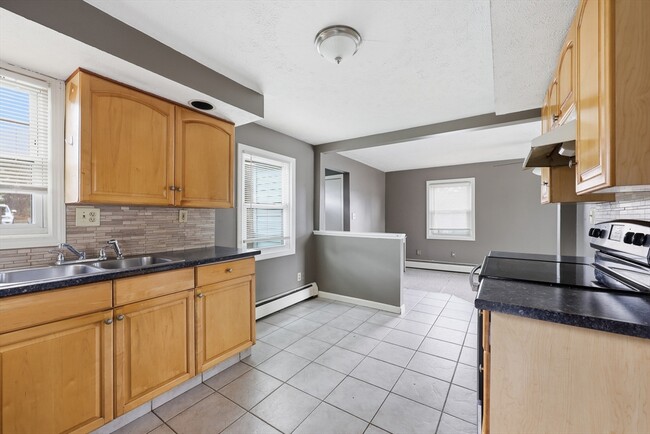 Building Photo - 2597 Boston Rd