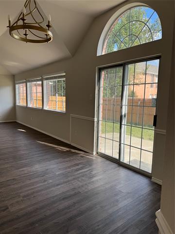 Building Photo - 808 Pimernel Ln
