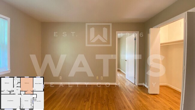 Building Photo - Silver Lake Duplex