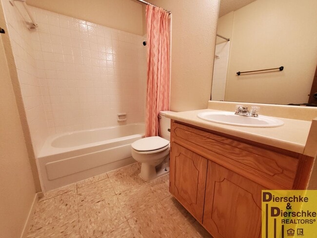 Building Photo - Cute 3 Bedroom 2 Bath House Near the Base COMING SOON!
