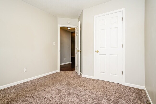 Building Photo - 717 Kaylors Meadow