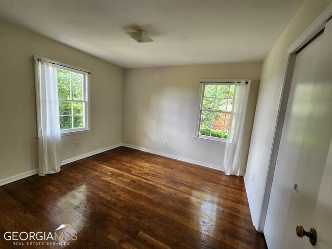 Building Photo - 1136 Bunker Hill Rd