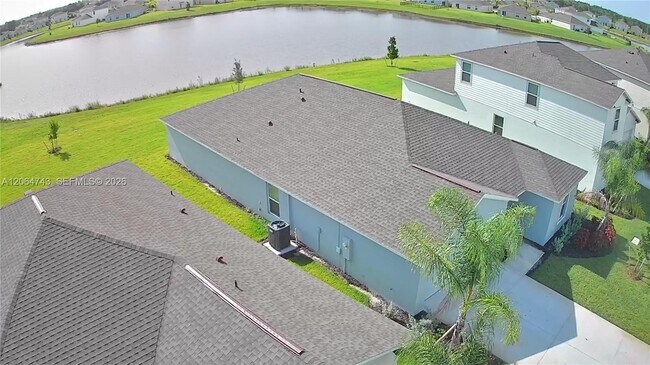 Building Photo - 11605 Savanna Lks Blvd