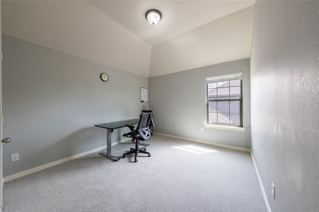 Building Photo - 2432 Greenbrook Dr