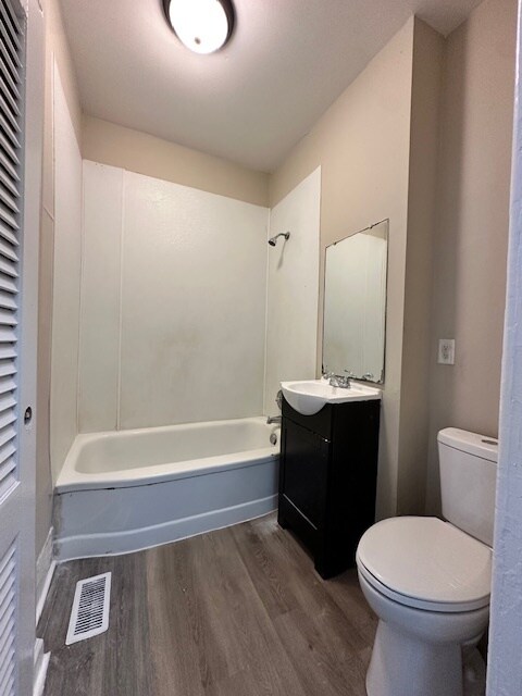 Building Photo - 1408 Harding St