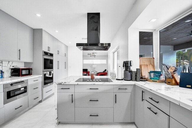 Building Photo - 3681 N 54th Ave