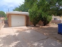Building Photo - 3 Bedroom, 1.5 Bathroom Home! Schedule a Showing!
