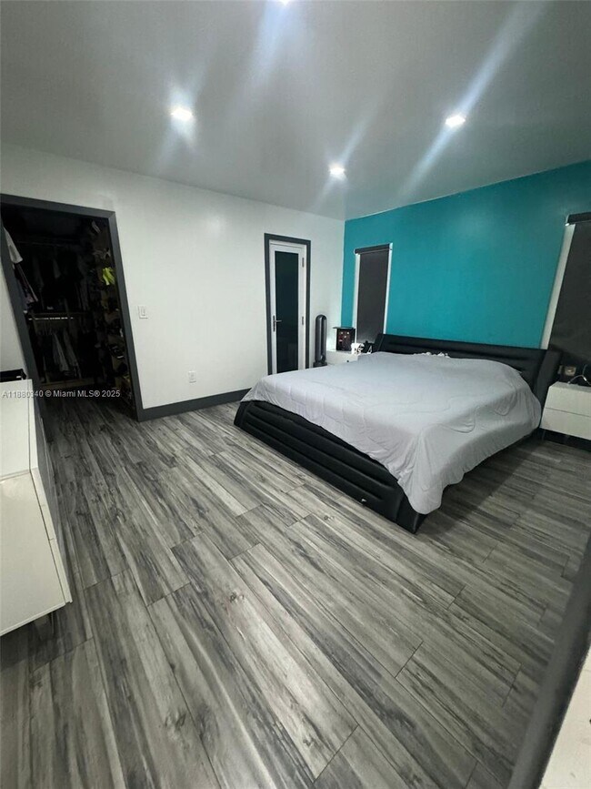 Building Photo - 41 NW 136th Ct