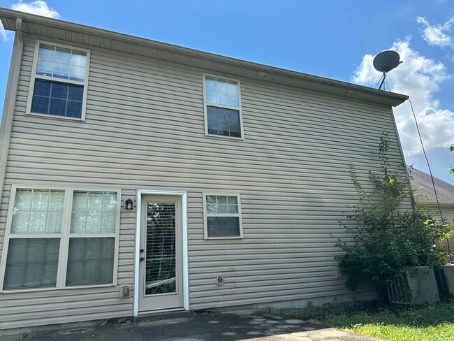 Building Photo - 2512 Rockaway Pl