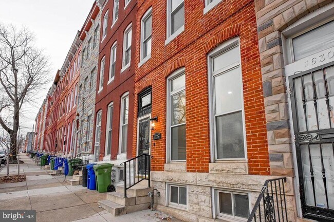 Building Photo - 1628 E Biddle St