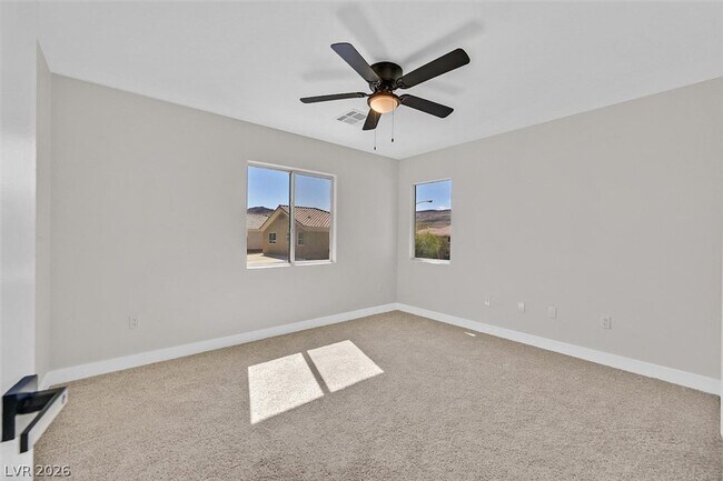 Building Photo - 9316 Perennial Ave