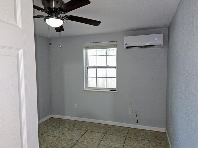 Building Photo - 2455 8th Ave N