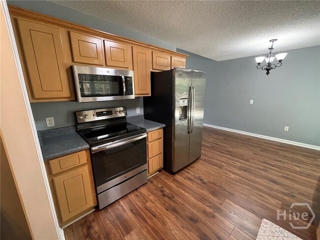 Building Photo - 119 Mustang Dr