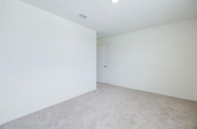 Building Photo - 18513 Quiet Range Dr