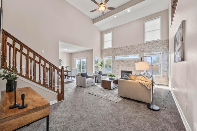 Building Photo - 5935 Pondview Ct