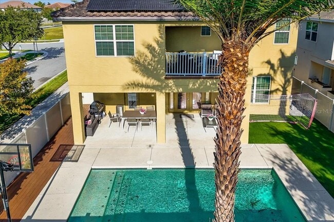 Building Photo - 8746 Crescendo Ave