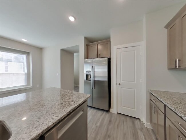 Building Photo - 1560 Mexican Heather Dr