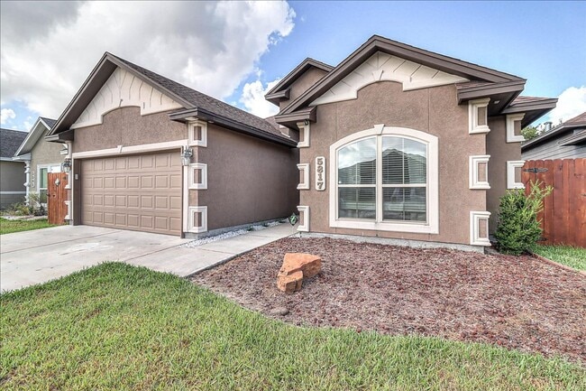 Building Photo - 5817 Bella Di Giorno Dr