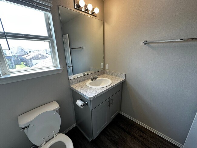 Building Photo - 23330 Briarstone Hbr Trl
