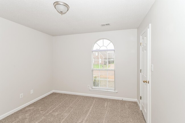 Building Photo - 9857 Averbury Dr