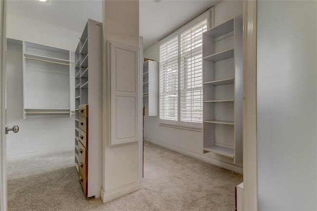 Building Photo - 18605 Avenue Monaco