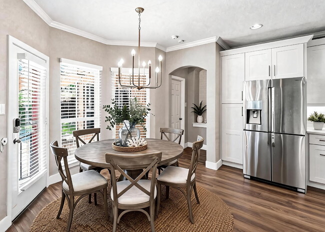 Building Photo - Updated two story. Gated subdivision. Gorgeous patio and yard!