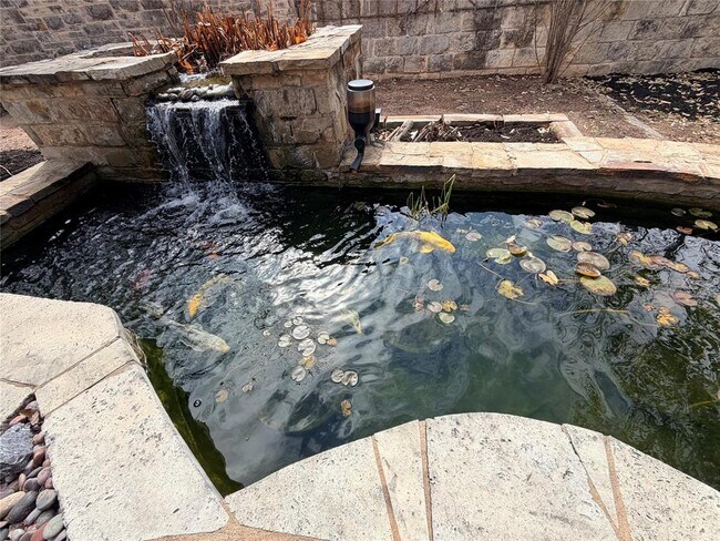 Building Photo - 15313 Bandon Dr