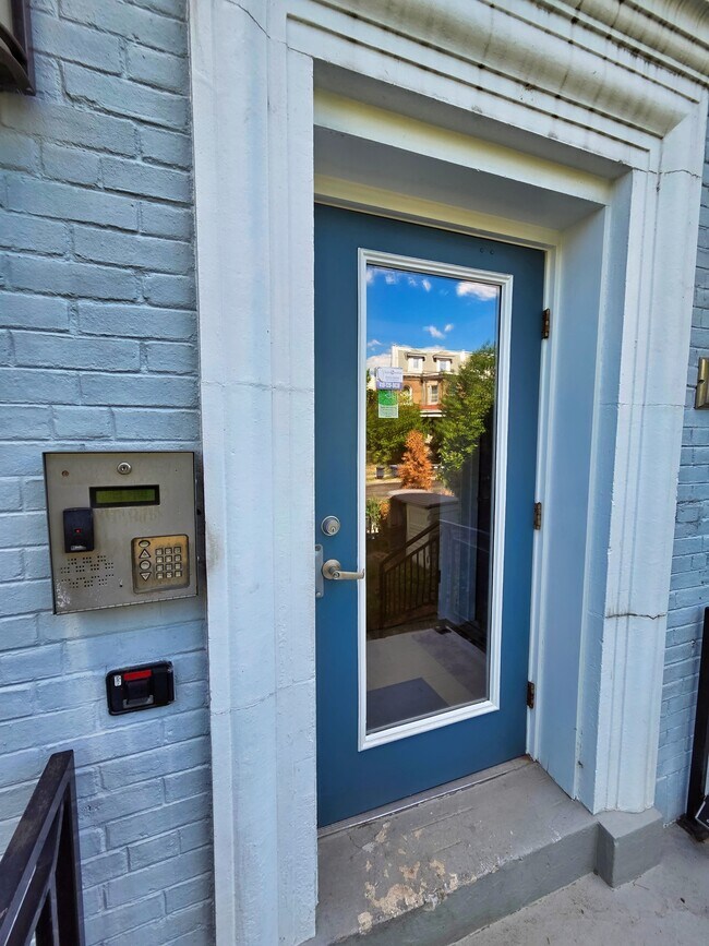 Building Photo - 3404 13th St NW