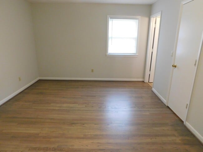 Building Photo - 5841 NC-903