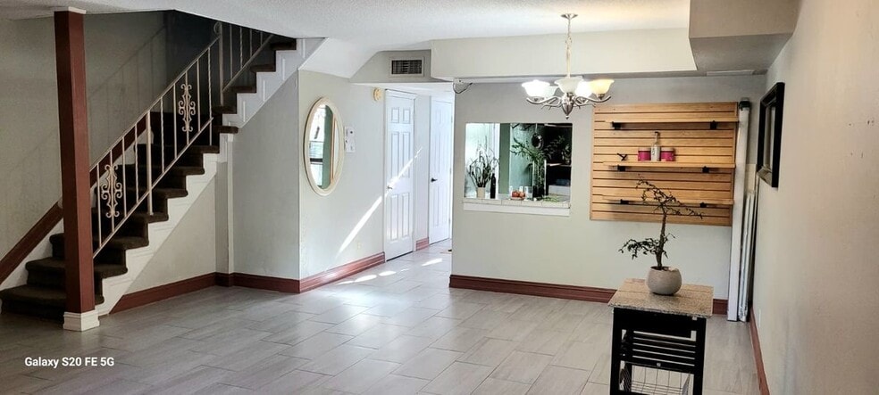 Primary Photo - 4036 SW 67th Terrace