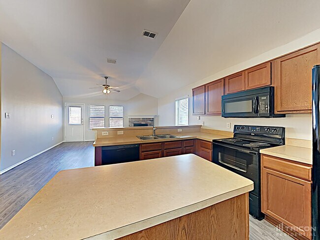 Building Photo - 1701 Bob Dr