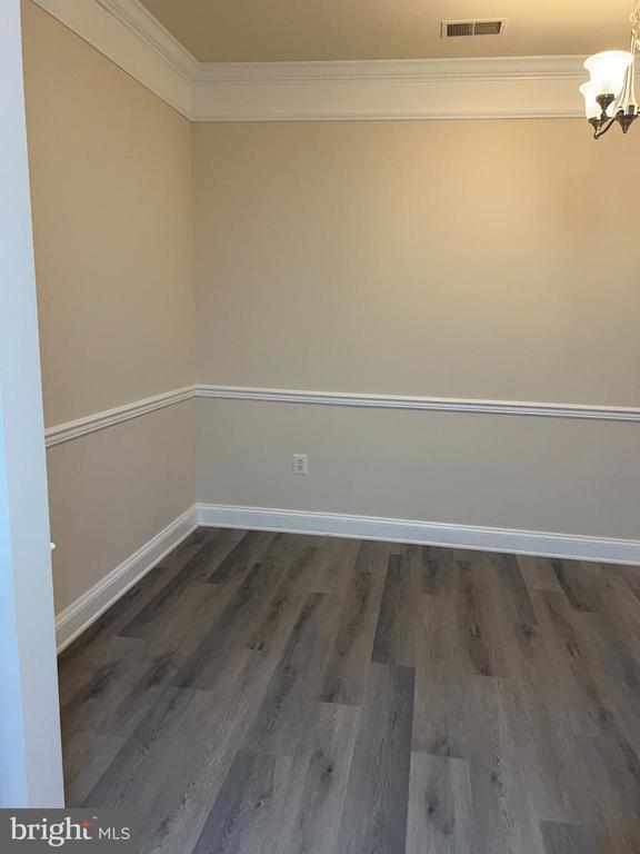 Building Photo - 5900 Whaleboat Dr