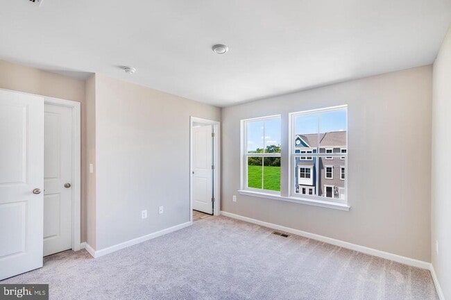 Building Photo - 52 Bigler Rd