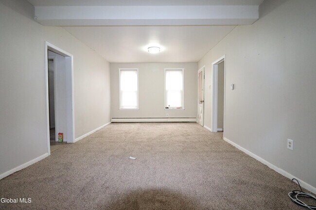 Building Photo - 29 Stewart St