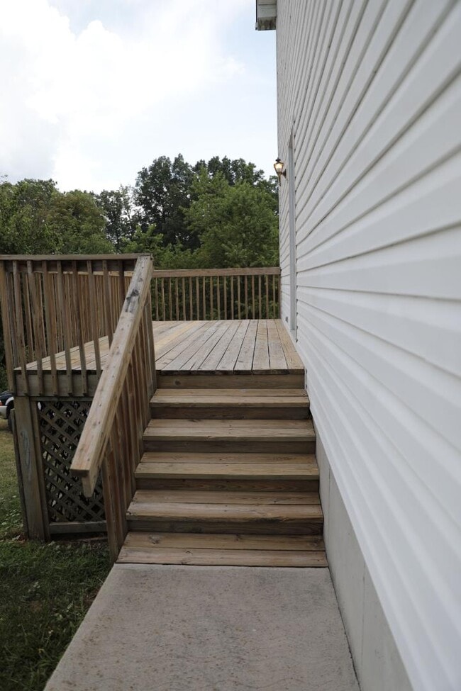 Building Photo - 3326 Yellow Sulphur Rd