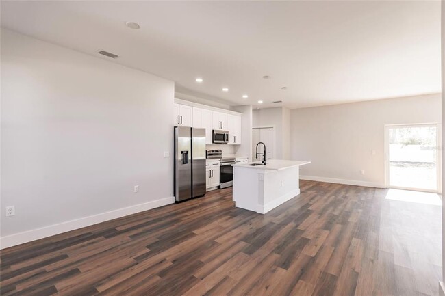 Building Photo - 13089 Xavier Ave