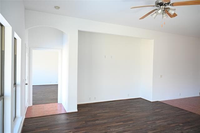 Building Photo - 2204 Rockport Dr