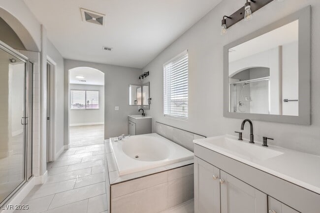 Building Photo - 2919 Cafe Racer Ct