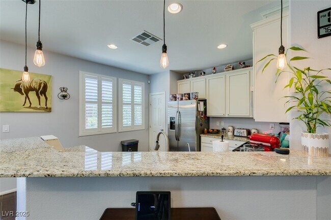 Building Photo - 7859 Shoreline Ridge Ct